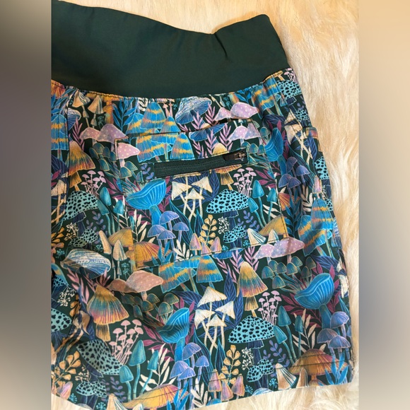 Shredly Mushroom Patterned MTB shorts - Picture 1 of 5